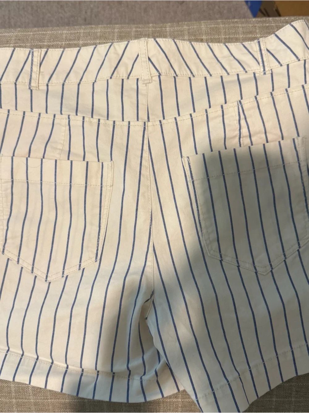 Old Navy Cream and Navy Logo Cotton Top